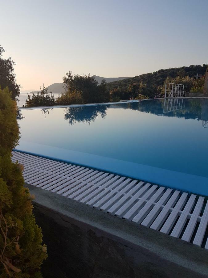 Villa Elia Pteleos Luaran gambar